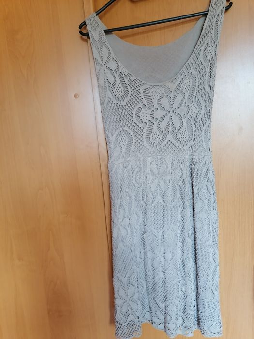 Sukienka ażurowa. Rozmiar m /l.