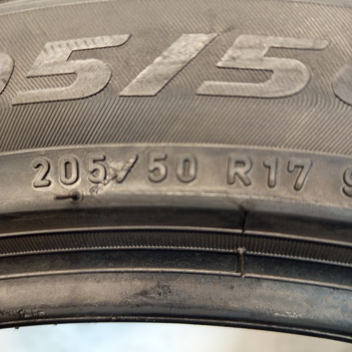205/50R17 Pirelli Sottozero 3