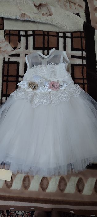 Шикарна сукня на 1 рік