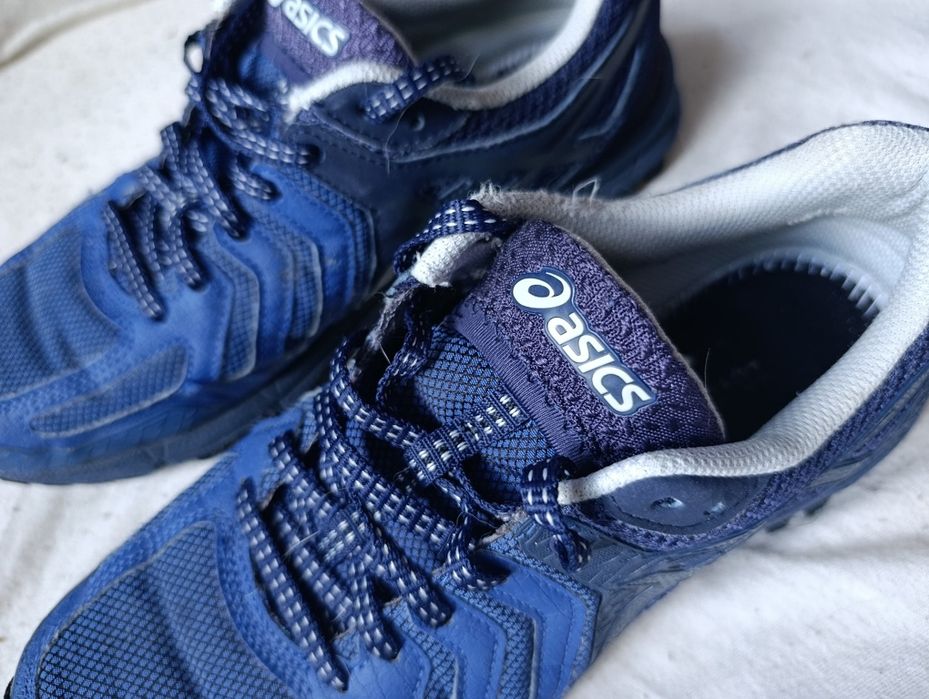 Buty Asics Gel Fuji Attack 5 roz. 40