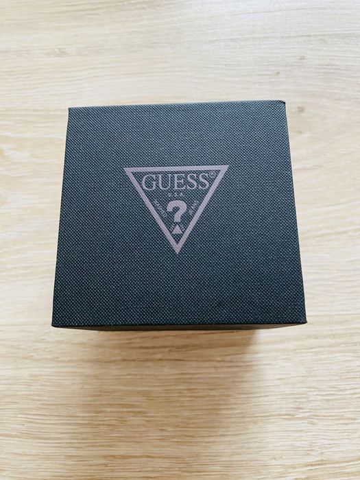 Relógio preto da marca GUESS novo