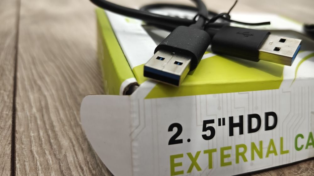 Obudowa kieszeń na dysk SATA 2.5 USB 3.0