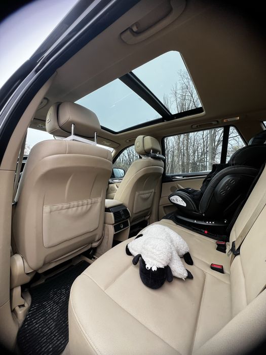 Продам БМВ Х5 е70 35d AT 286 k.c.x Drive 3 л дизель М-57