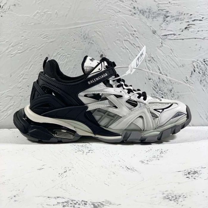 Balenciaga Black White (43,44)