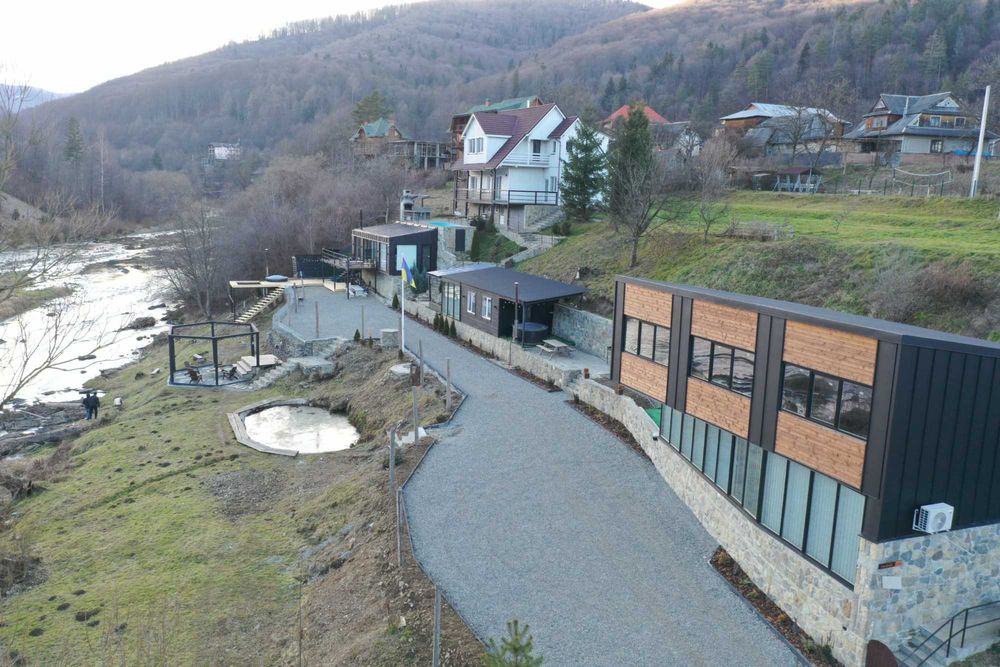 Панорамні Котеджі з Чанами в Яремче