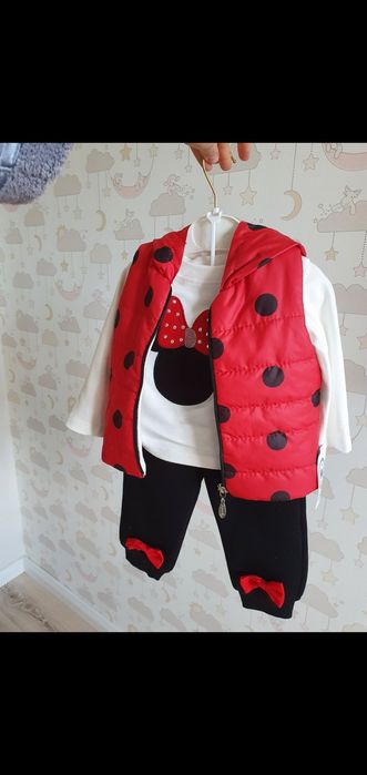 Костюм 3 ка набір H&m світ ш жилетка велюровий костюм мінні маус набір