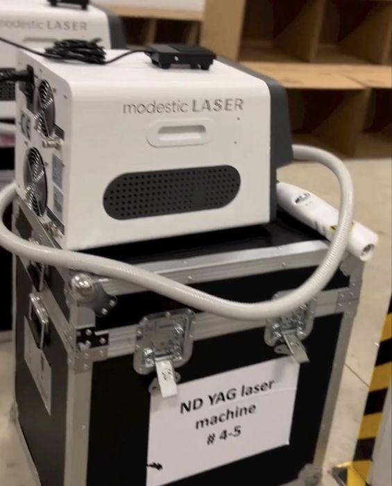Laser do usuwania tatuaży.