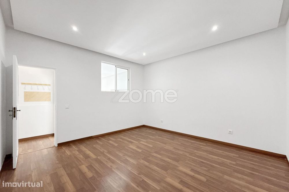 Apartamento T1 em Camarate