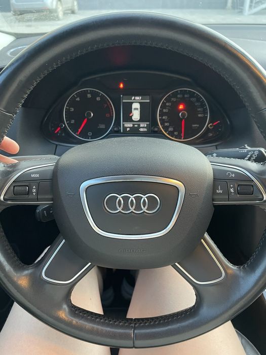 Audi Q5 Premium Plus  gen3  шикарна пропозиція