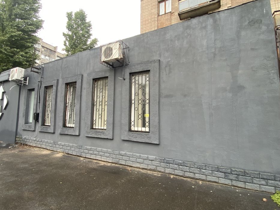 Продам нежитлове приміщення