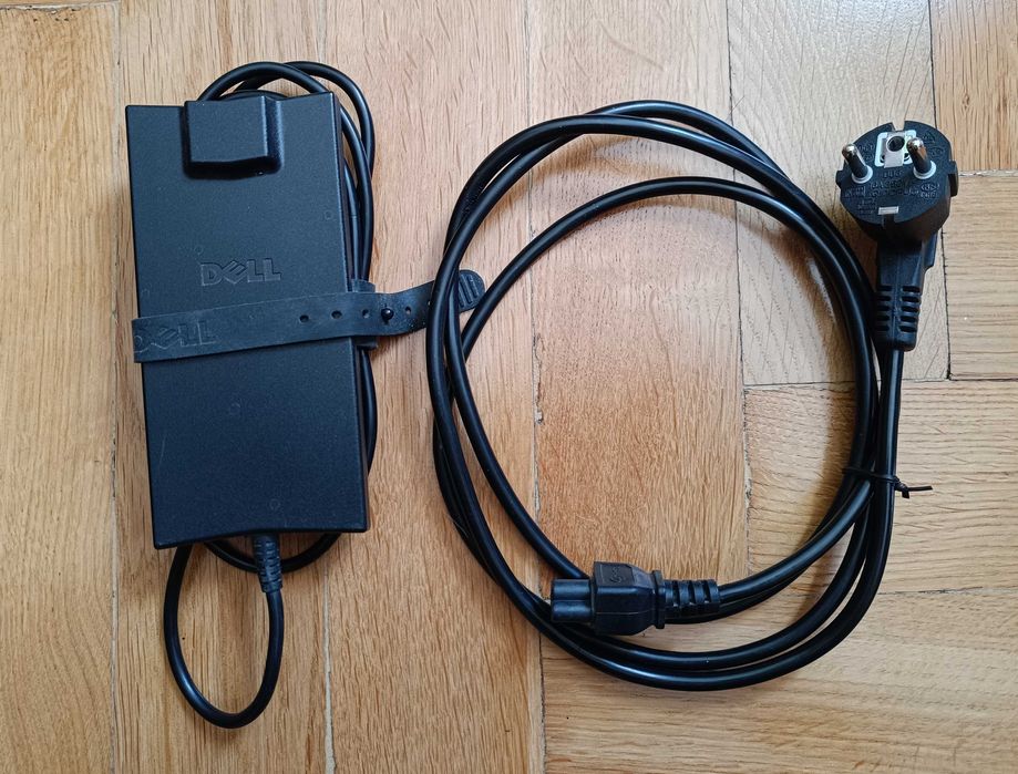 Laptop Dell E6510 Intel Core i5 2x4GB 250GB podświetlana klawiatura