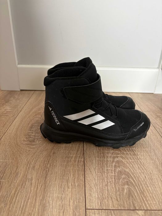 Dziecięce buty zimowe Terrex Snow CF CLIMAWARM 36