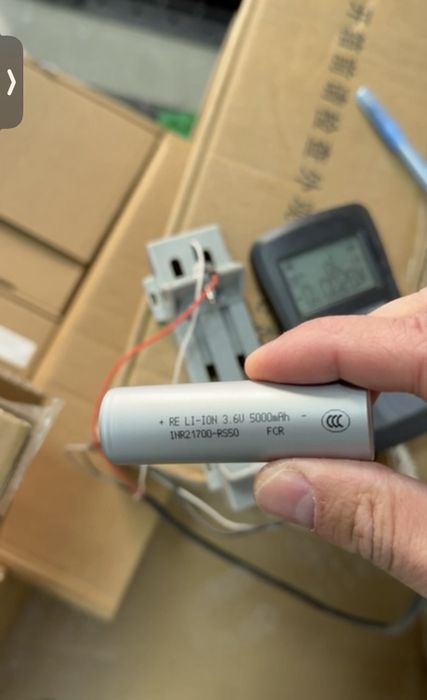в наявності велика кількість  Reliance INR21700-RS50 5000mAh - 70A