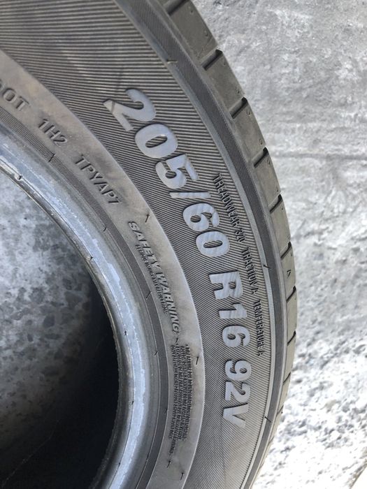 205/60/16 kumho ecsta ps71