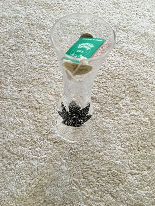 Copo com flor de estanho