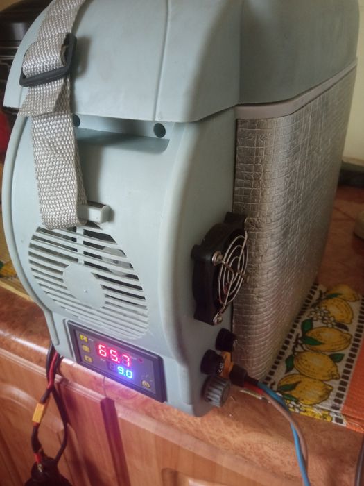Автохолодильник 12v