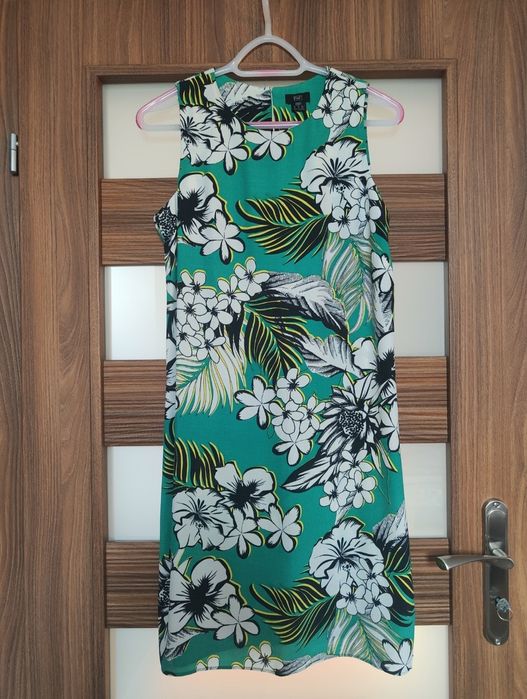 F&F sukienka letnia rozmiar 36-S