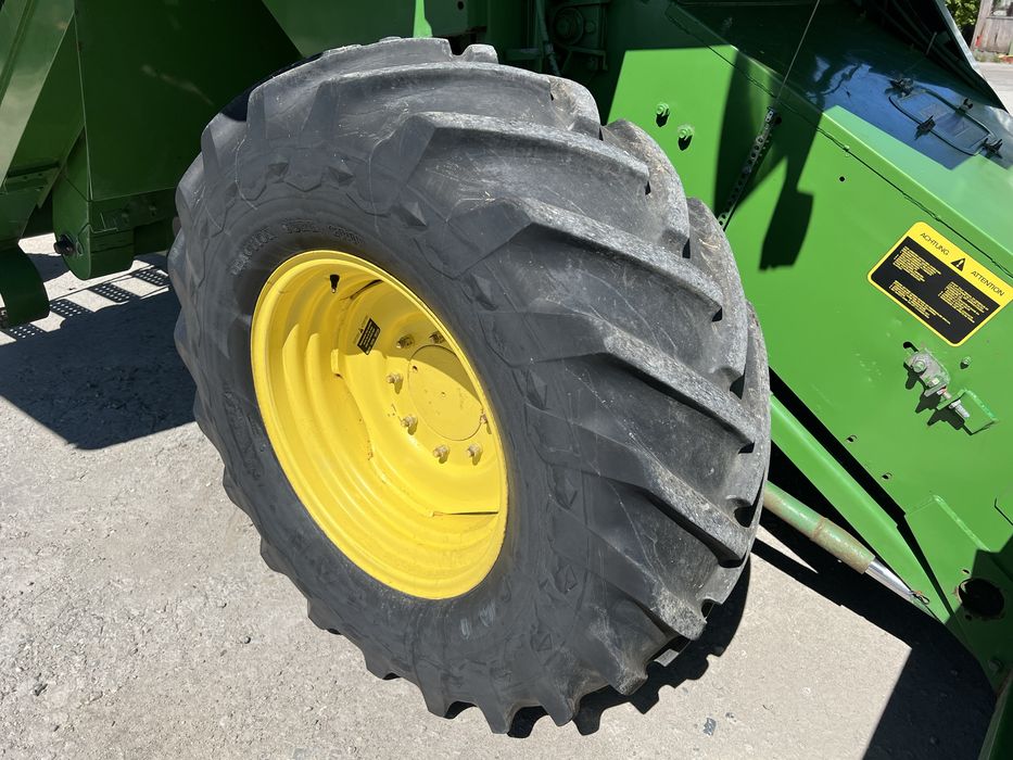 Комбайн JOHN DEERE 1052| Джон дір| 1700м/г| 3.05 жатка| Ідеальний стан