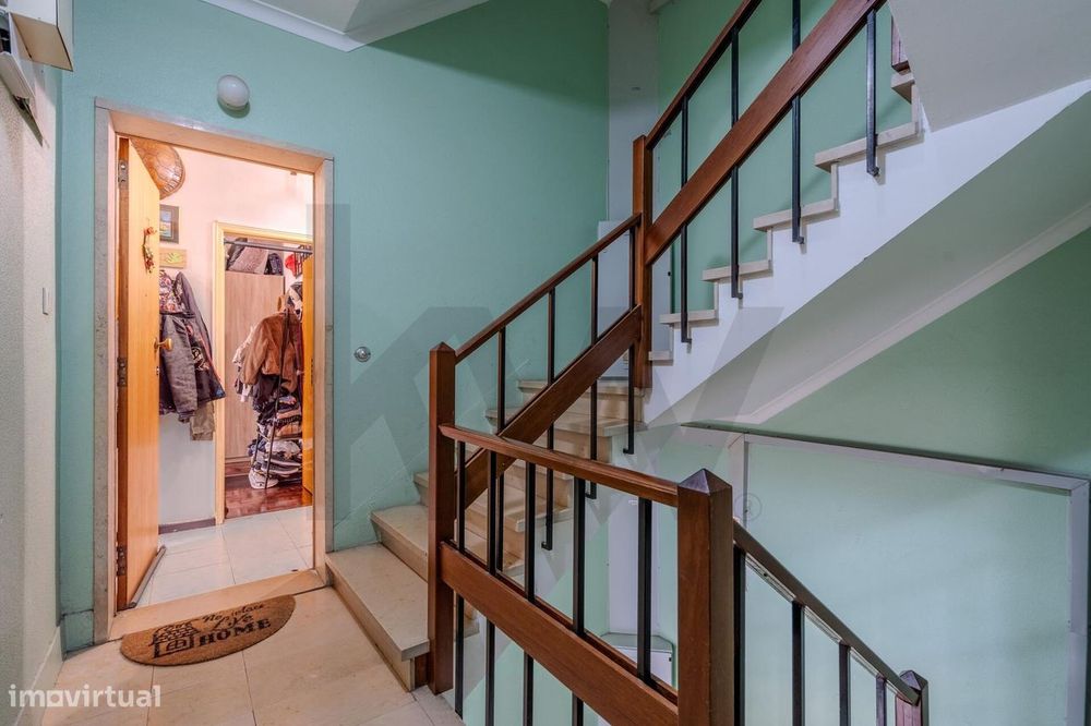 Apartamento T2 no centro de Agualva-Cacém