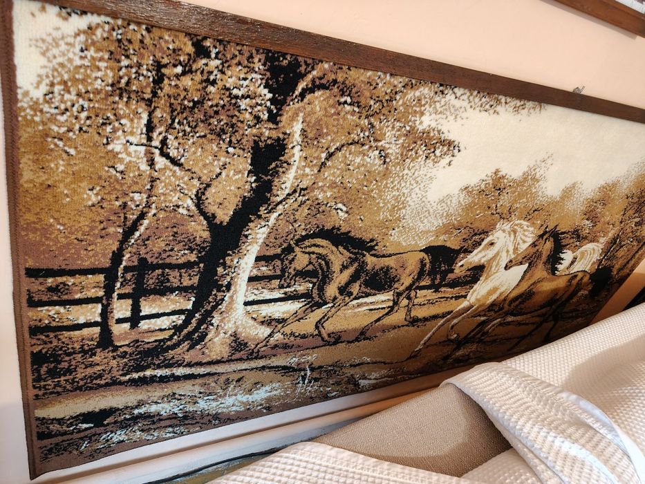 Makata, gobelin, dywan na ścianę, galop