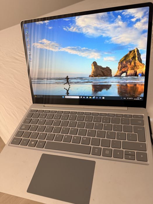 Surface Laptop Go de 1.ª geração