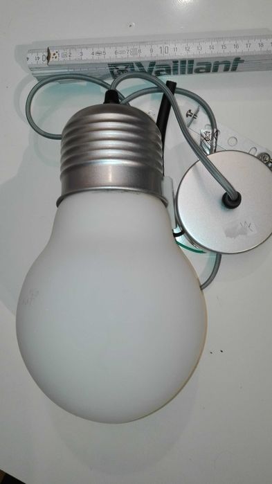 Lampa żarówka duża