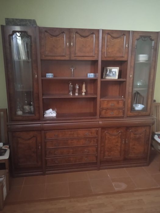 Moveis de sala e roupeiro