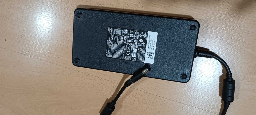 Carregador Original Dell 240W 19.5V 12.3A 100% funcional