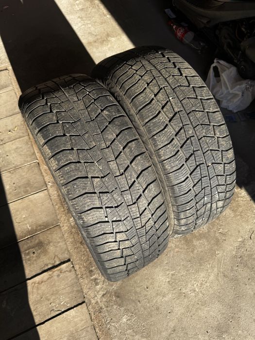 Шини зимові 215/55/17 Gislaved