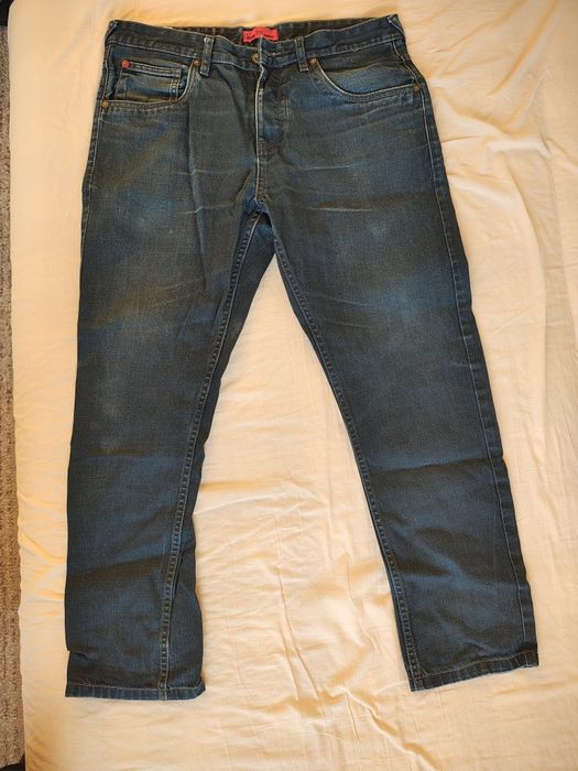 Spodnie jeansowe marki Celio. Rozmiar 34/32