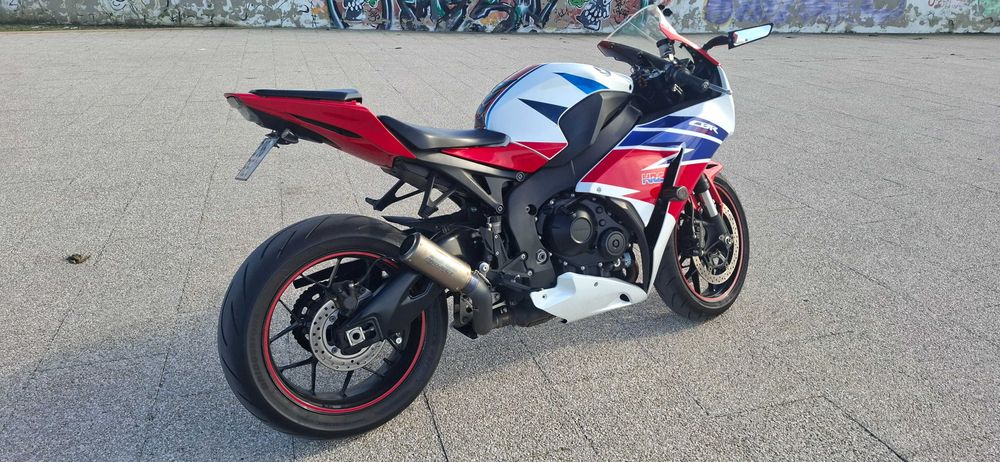 Cbr 1000 rr 2016 fireblade