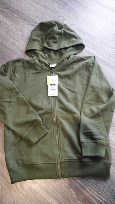 Nowa Bluza cool club r. 134