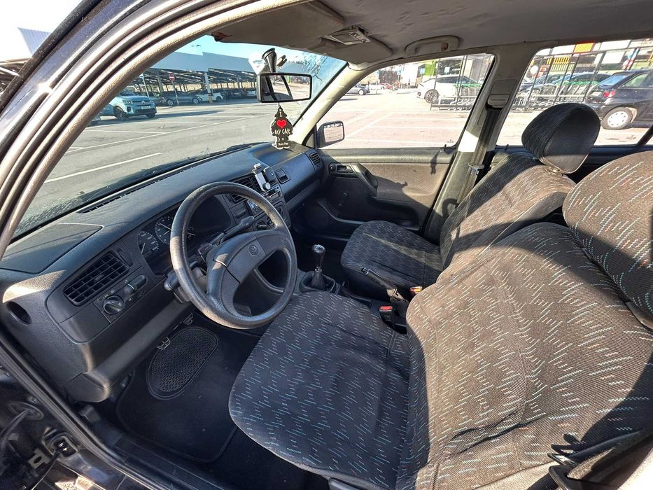 94 Volkswagen Golf III