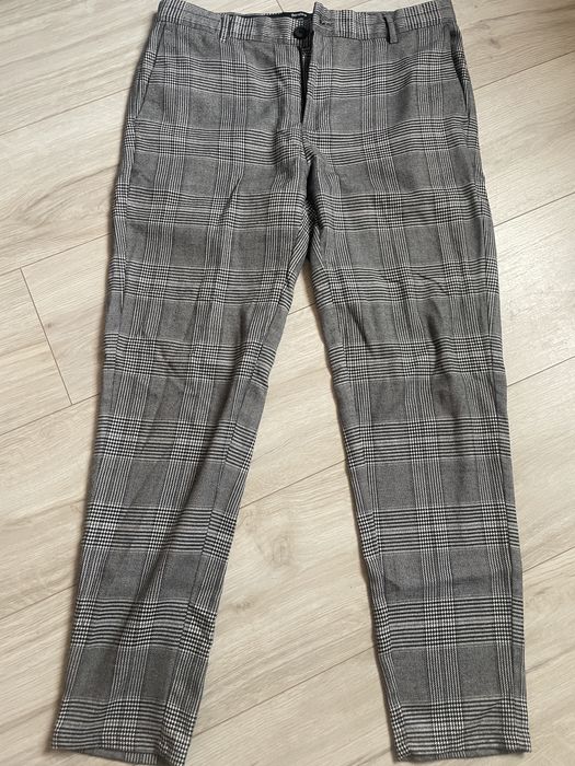 Spodnie eleganckie męskie