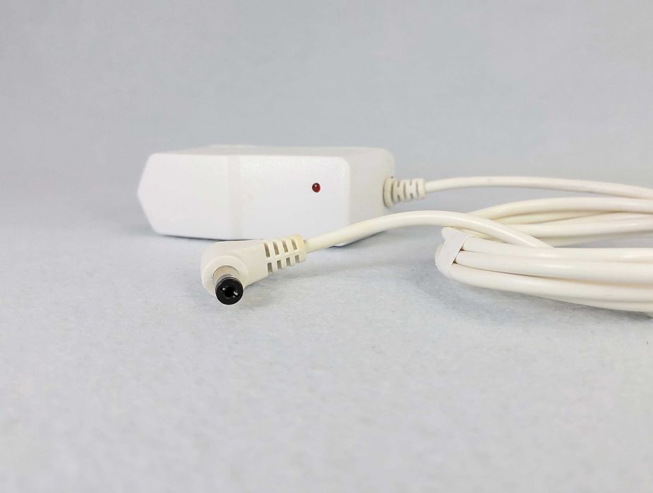 Адаптер / блок питания 12V - 1A