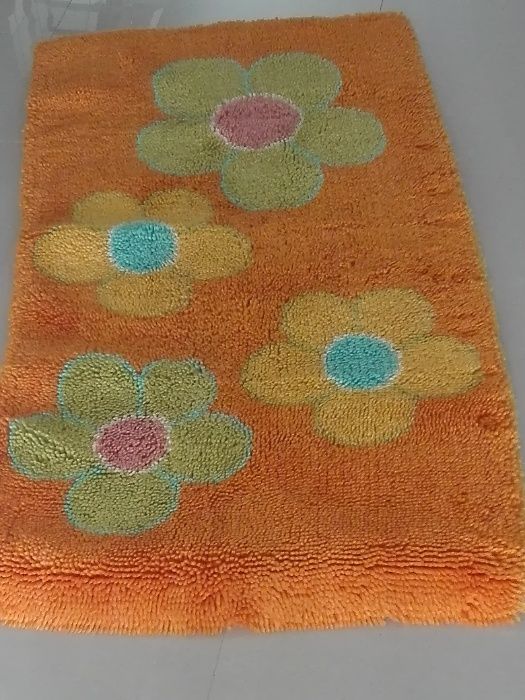 Eis o tapete que procura p/ quarto de bébé e criança! - Tons alegres