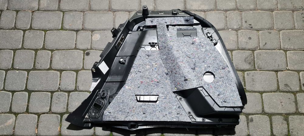 PEUGEOT 2008 II 19- Boczek Bagażnika Tył Tylny Lewy Prawy