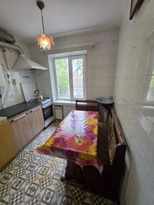 Продам трехкомнатную квартиру в г. Измаил