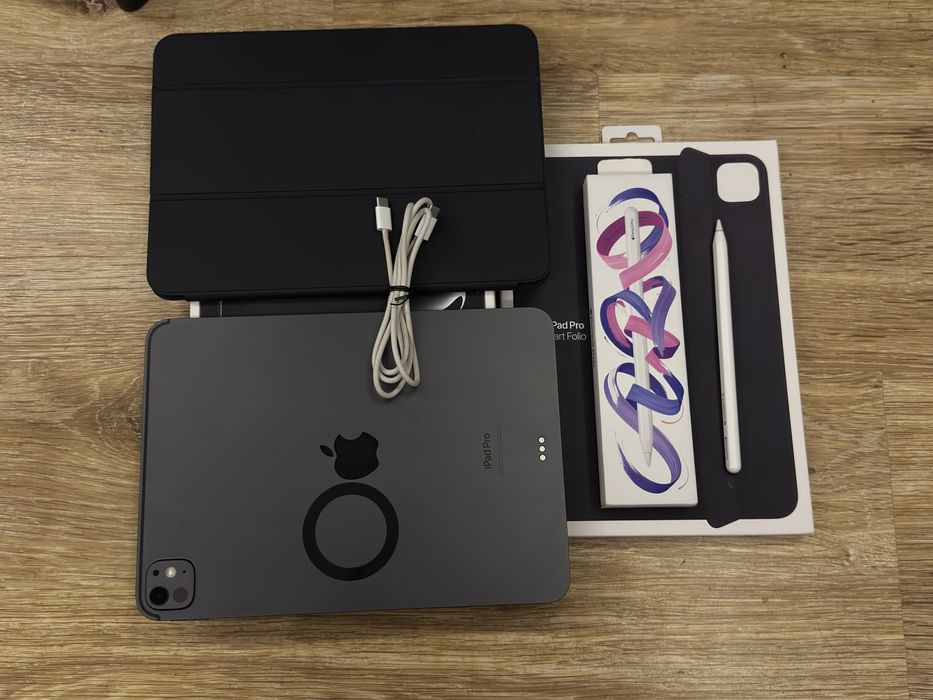 iPad Pro 11” M4 256GB Apple Pencil Pro Smart Folio czarne FUTERAŁ