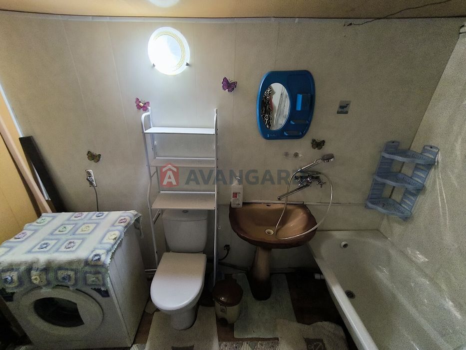 Просторий будинок в Карнаухівці