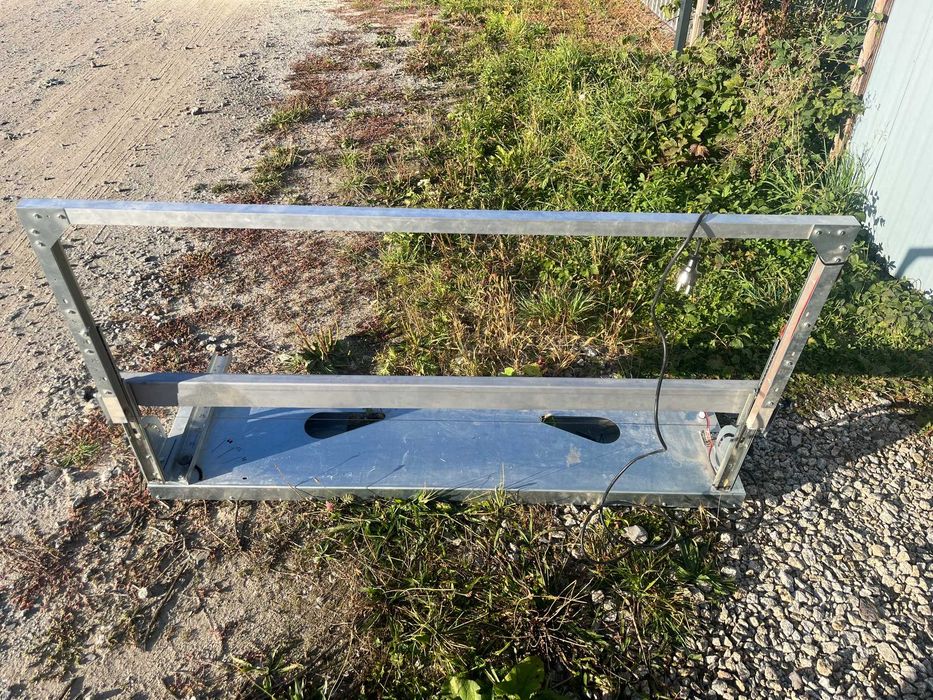 Gilotyna przecinarka do styropianu styroduru 132x25cm metalowa CNC 250W