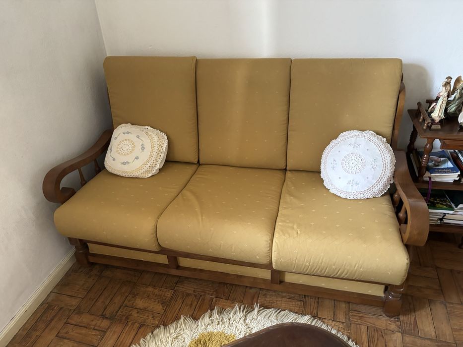 Conjunto Sofa-cama 3 lugares + 2 cadeirões