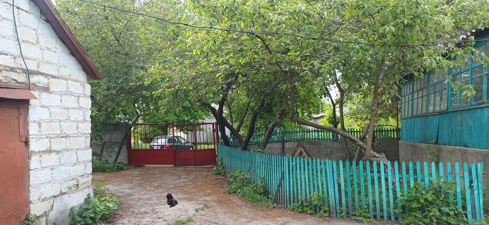 Продам  недорого будинок