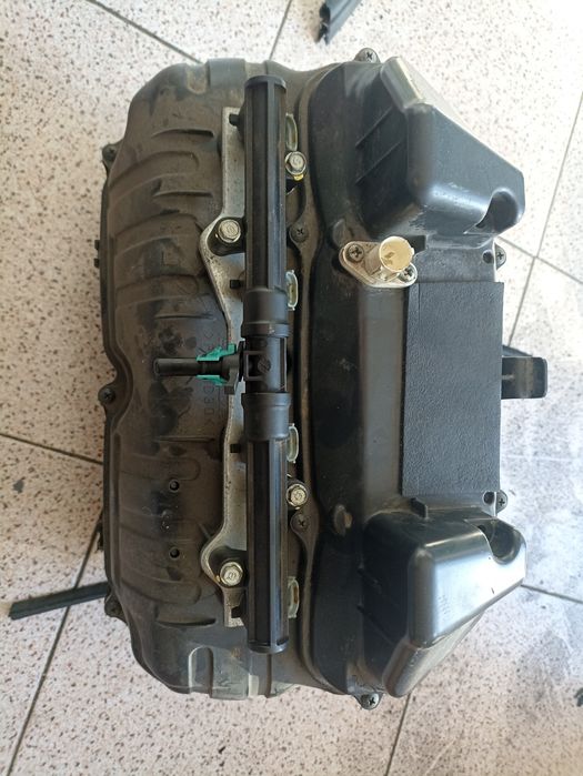 Caixa Admissao Filtro de Ar injeçao Cbr600RR