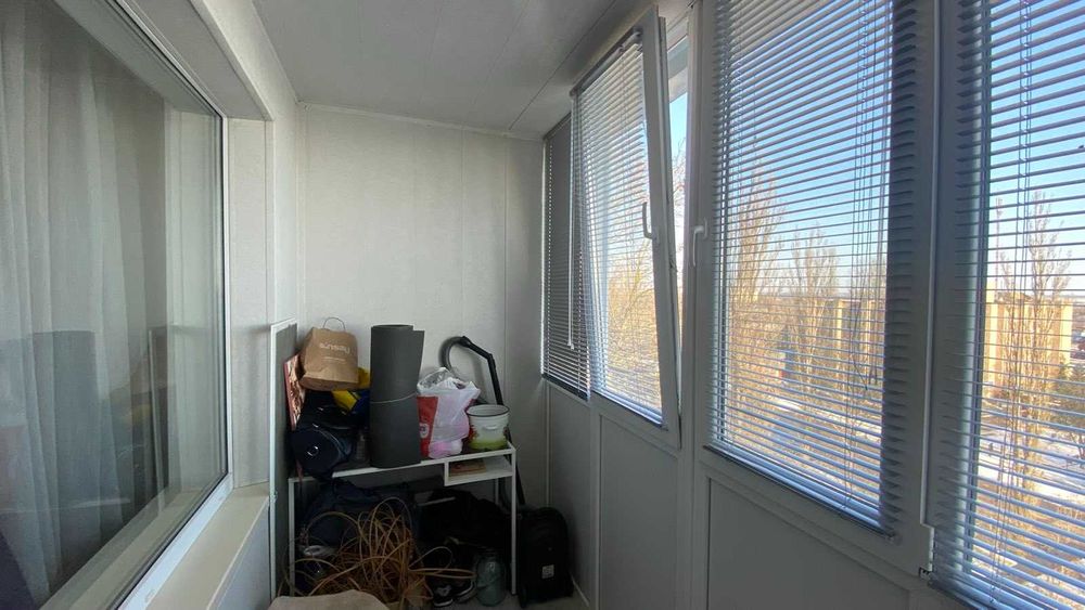 Продається 3-кімнатна квартира з  ремонтом, район залізничного вокзалу