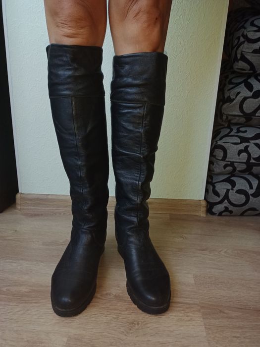 Кожаные демисезонные сапоги