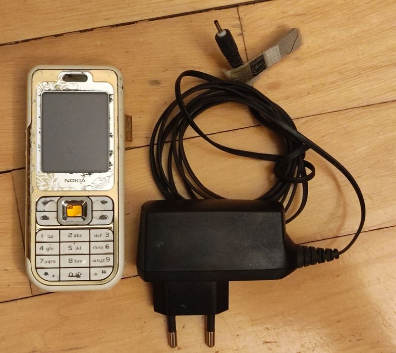 Nokia 7360 bez simlocka używana 2006 w pełni sprawna retro