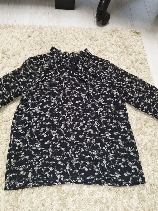 Продам блузу для дівчаток