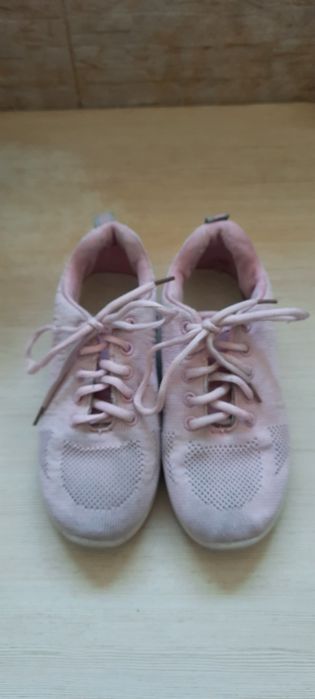 Dla dziecka dziewczynki  buty sportowe