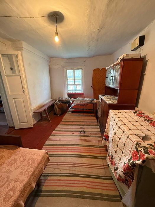 Продаж будинку с.Озерне. Білоцерківський район.